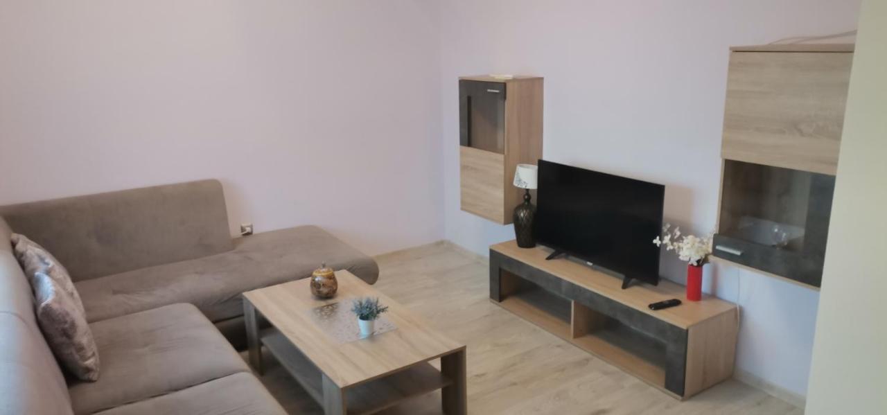 Апартамент Заря Haskovo Ngoại thất bức ảnh